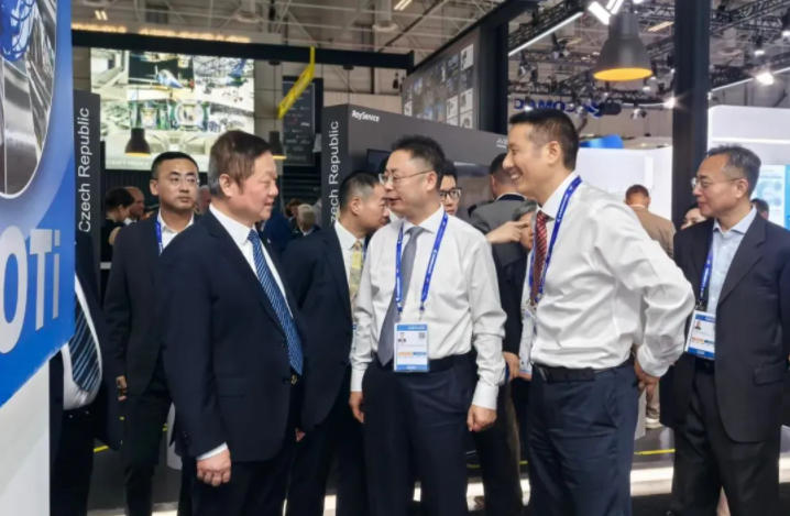 1751245190456438.jpg 7.jpg